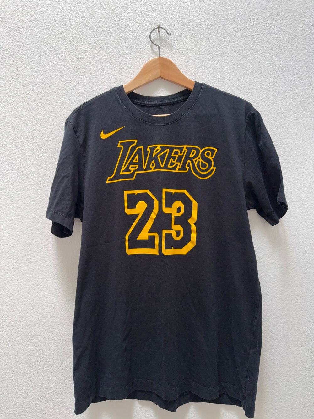 Nike NBA Los Angeles Lakers LeBron James #23 Black T-Shirt Mens Size Large L